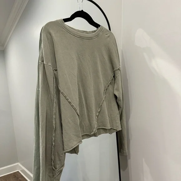 Long sleeve crop fitted top - Picture 1 of 3